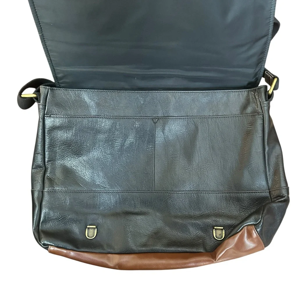 FOSSIL Black Leather Messenger Bag Shoulder Strap - Excellent Condition